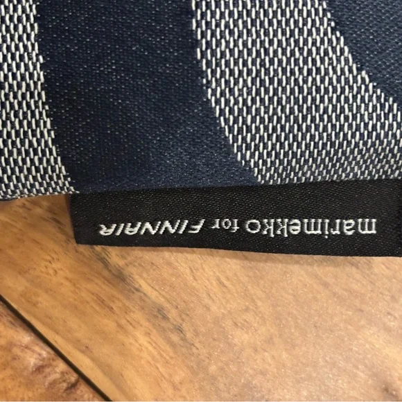 Marimekko for Finnair Eye Masks and Pouches Set - Picture 4 of 4